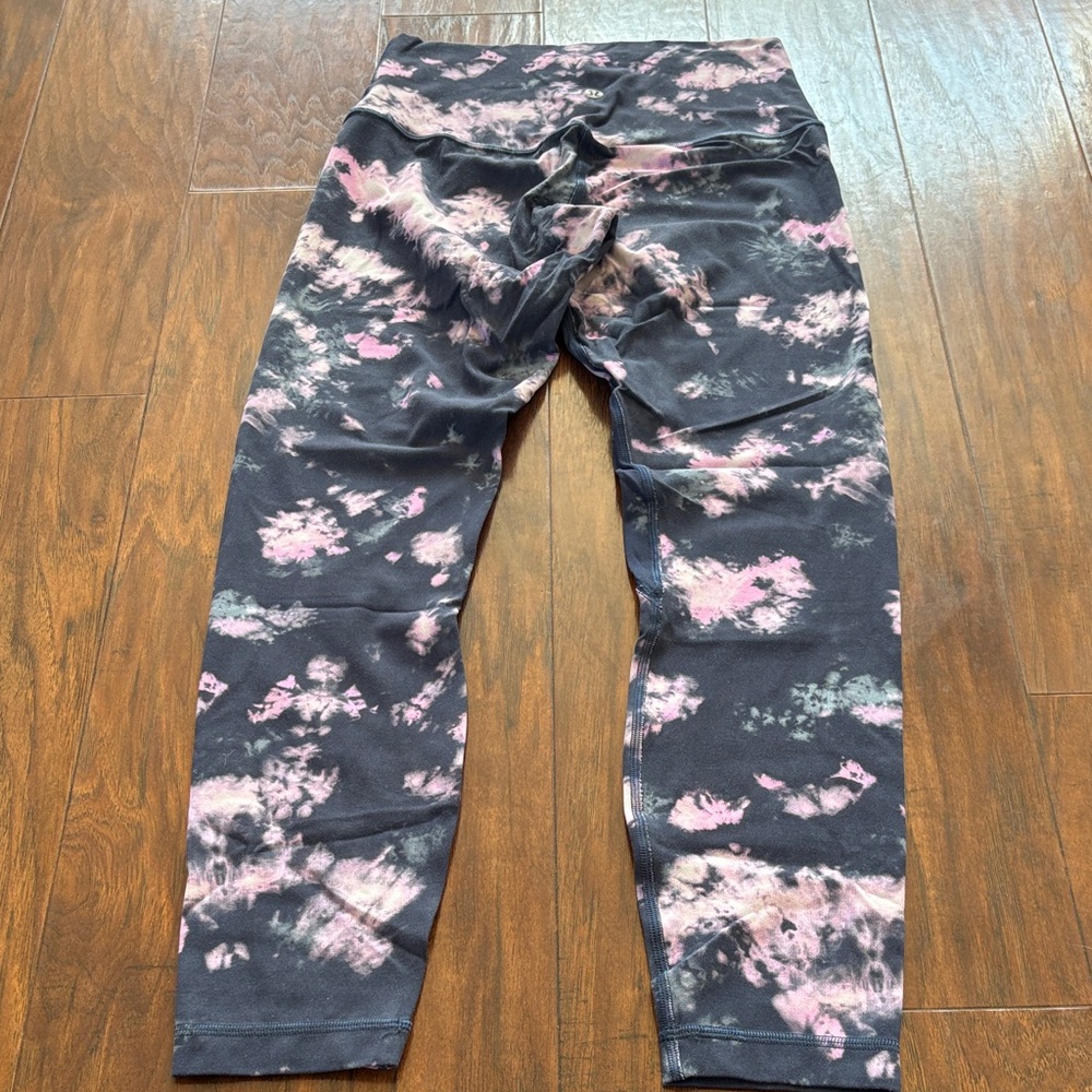 Lululemon Athletica Navy and Pink Tie-Dye Leggings - Picture 5 of 5